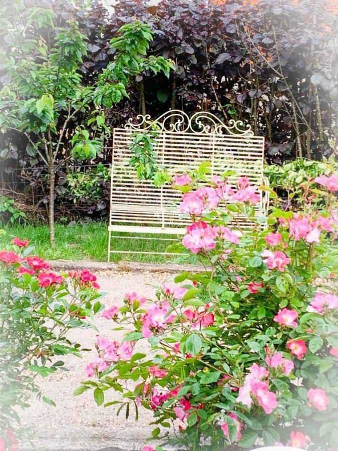 Hotel Isabelle'S Rosegarden à Beckerich Extérieur photo